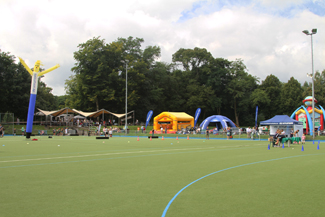 Das Autohaus am Hafen in Hanau/Rodgau zeigte bei der DHB HYUNDAI Hockeymedaille das gesamte HYUNDAI Fahrzeugsprogramm auf den Rasen des 1. Hanauer THC