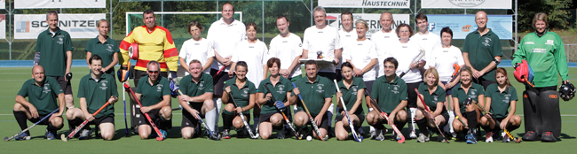 Elternhockey in Hanau - das Freundschaftsspiel Grimms Märchenspieler (1. Hanauer THC) vs. Team Telentfrei (Limburger HC) am 16.9.2012