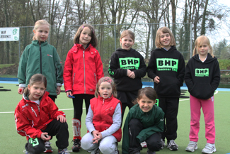 Über 40 Kinder waren beim Hockey-Ostercamp 2012 im 1. Hanauer THC dabei!