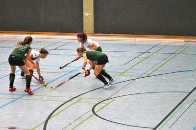 Die Mädchen A des 1. Hanauer THC e.V. wurden dritter bei der Heissenmeisterschaft Halle 2013-2014