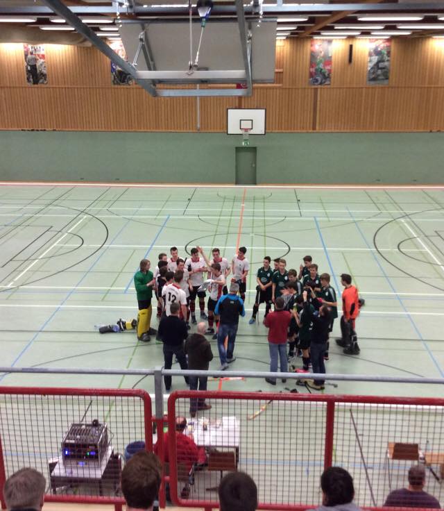 Nehmen als VIZE-HESSENMEISTER teil an der Süddeutsche Meisterschaft Halle 2014-2015 in Schweinfurt: Die Knaben A des 1. Hanauer THC