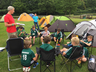 Die B Knaben des 1. Hanauer THC e.V. beim Hockey EIntopfpokal 2015 in Leverkusen
