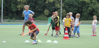 Weltmeister-Hockeyspieler in spé: die Minis des 1. Hanauer THC