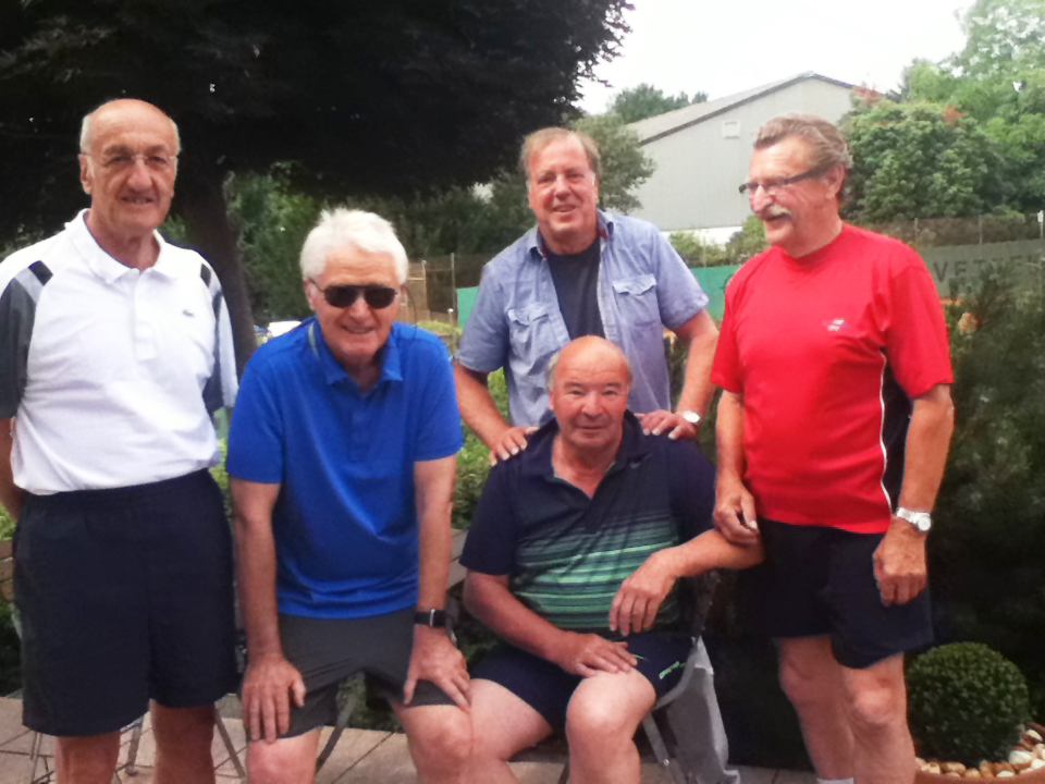 Die Tennis-Herren 70 des 1. Hanauer THC e.V.